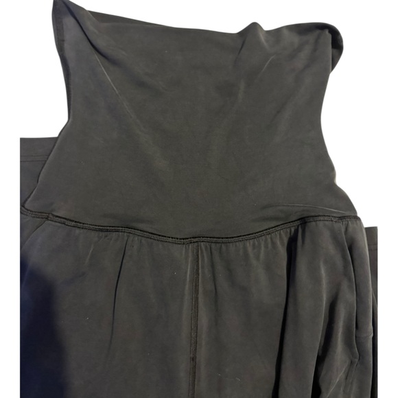 Lululemon Cupro Foldover Yoga Pants, Size 4, NWOT, Flattering AND Comfortable! - Picture 6 of 7